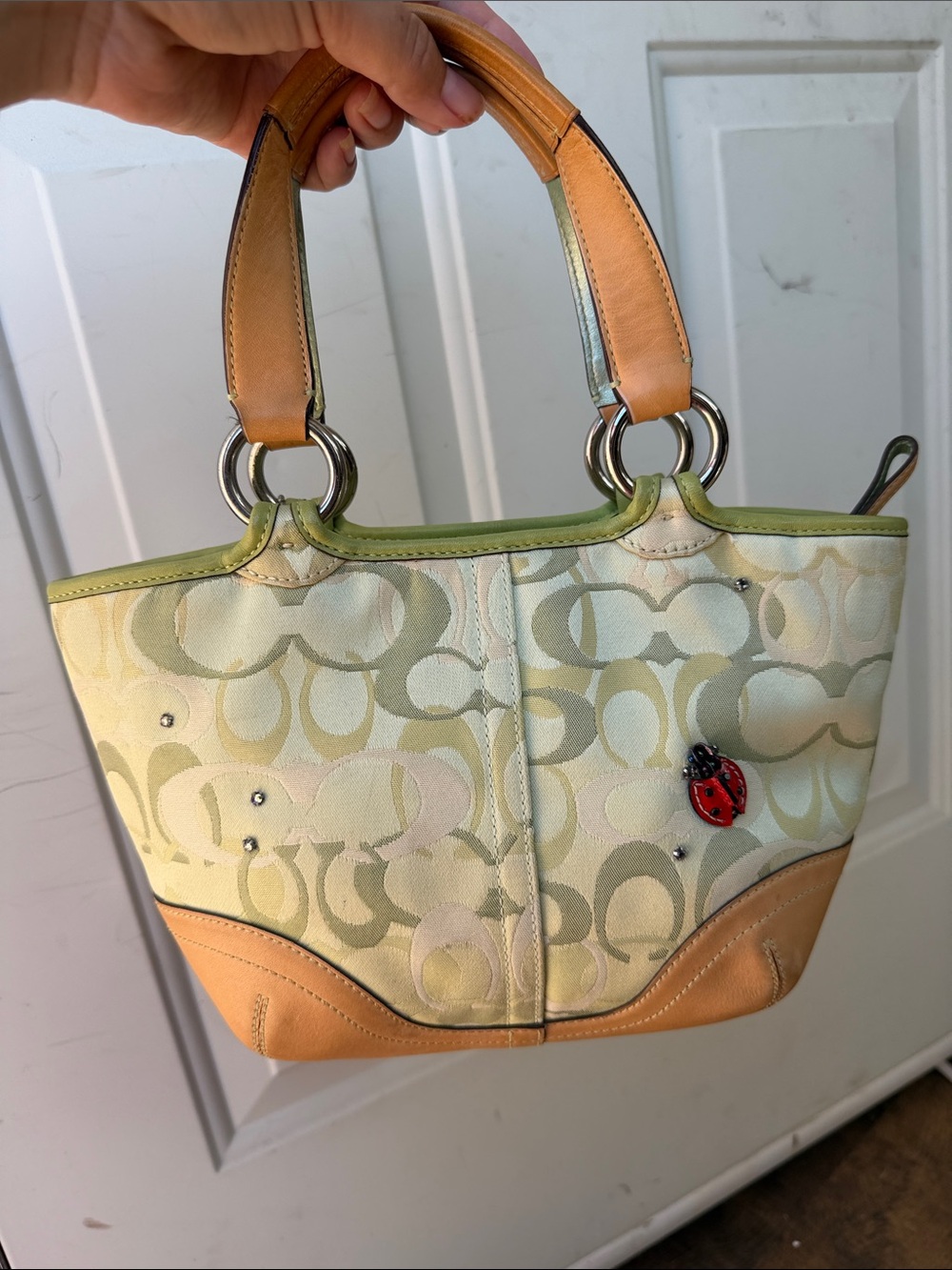 RARE 2004 Coach 5621 Soho Signature Optic Ladybug Tote Green Y2K🐞💚 - Picture 16 of 17